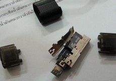 แฟลชไดรฟ์เสีย อย่าเพิ่งทิ้ง ลองแกะดูอาจได้การ์ด MicroSD มาใช้